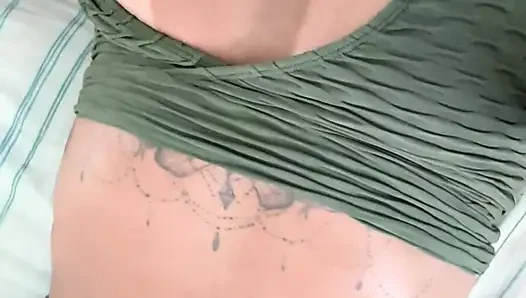 Muscle mommy flexing every muscle in her body