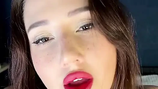 Рот-фетиш соблазняет тебя моим ртом