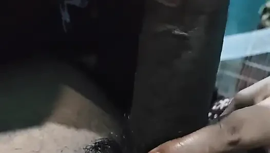 Karı Ve Eşi Ne Chup Chap Kand Kar Diya