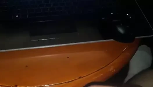Bazı yalnız zaman yani okşayarak benim horoz