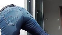squirting in jeans after live stream
