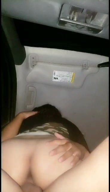 Kongkek dalam kereta