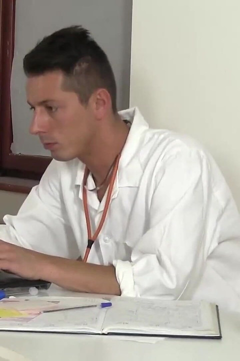 พยาบาลเงี่ยนเย็ดในวอร์ด!