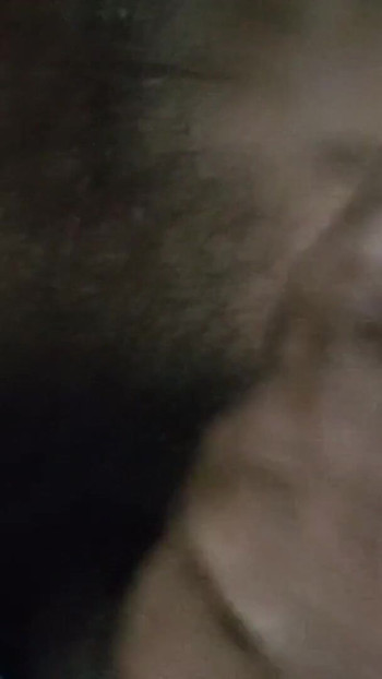 「Flashing My Body & My Hairy Dick」の思い出に残る瞬間。