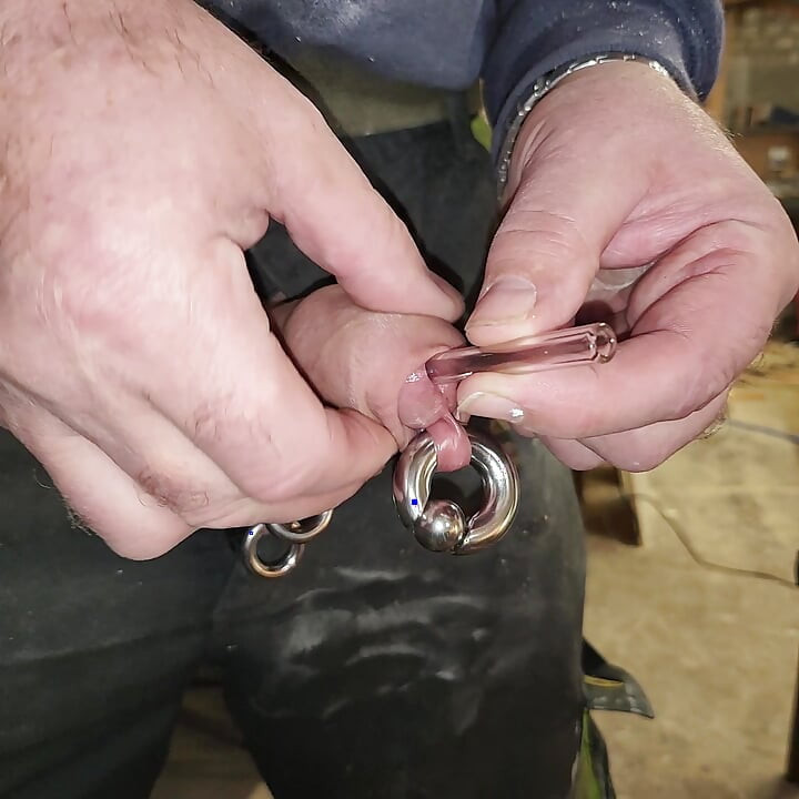 Sperma pancutan mani melalui tiub kaca