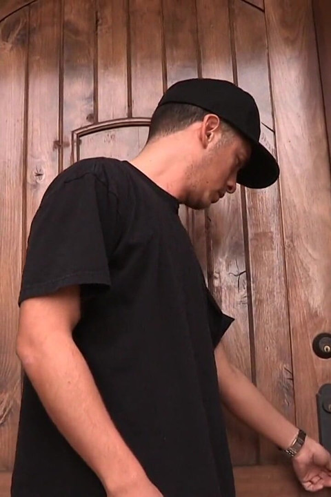 Horny Stud Finds a Beautiful Teen to Fuck with His Long Cock