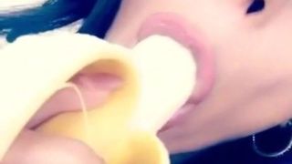 Кира и банан