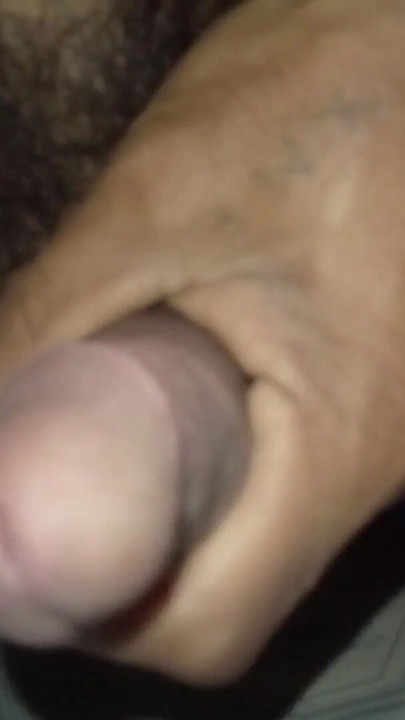 Este foarte ușor pentru a ieși din pat atunci când este frig și plouă | Clipul 1