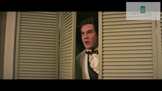 Adam devine 'insana karşı oyun'da çıplak