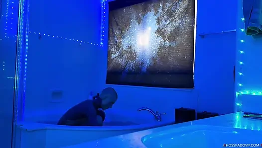 Seks bebeği bakış açısı büyük yarak içine çifte boşalma baba kado bi hunk sikişiyor yüksek sesle inleyen orgazm oyuncakları alt dövmeler kaslar