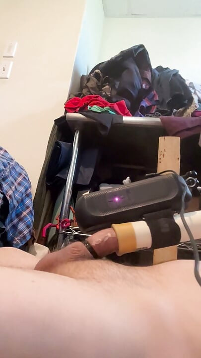 Handlicher Masturbator-Spaß beim Wichsen meines Schwanzes