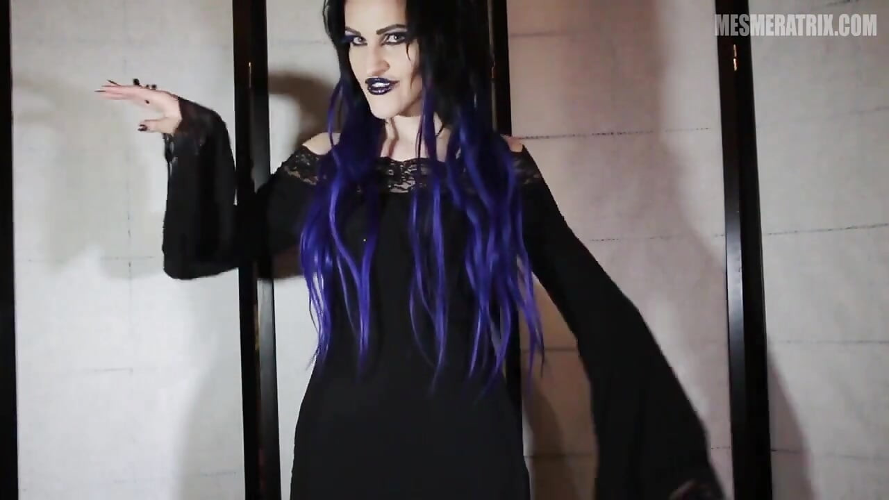 Vrăjitoarea fascinantă