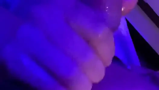 Soğuk bir sonbahar akşamında rahat evde oral seks