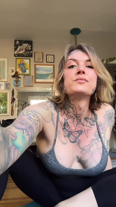 Uzbudljiv trenutak iz "Ts Diana Deelight Beauty Compilation.. samo snimke mene kako lijepo izgledam."