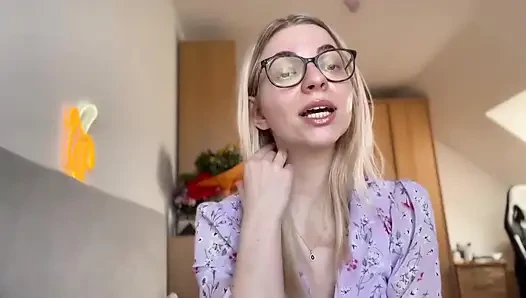 5 Sissy Tasks to Perform at Home