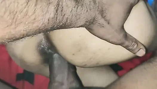 Pados wali aunty ne hamko apne ghar bulakar chudwane lagi