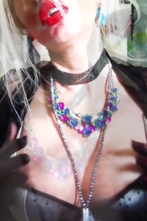 Musschige küsse domme