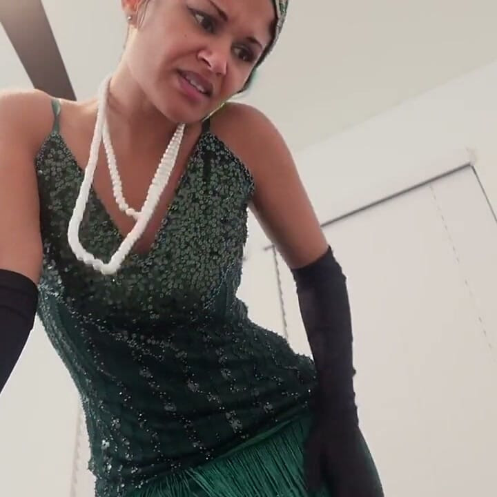 Calisa Bliss' Roaring '20s Giantess Domination 4K POV Shrinking Fantasy Awaits!