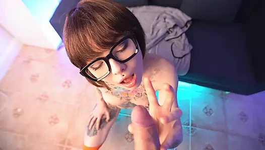 Velma sedang mencari petunjuk dari mana sperma itu berasal