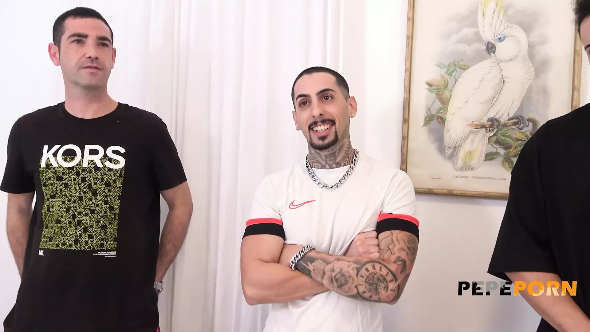 3 putas tesudas em uma orgia de luxo. Só em Pepeporn!