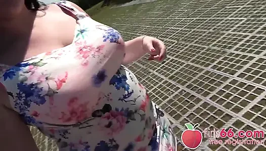 Фигуристая крошка Samantha Kiss не может дождаться, чтобы ее выебать хуем!