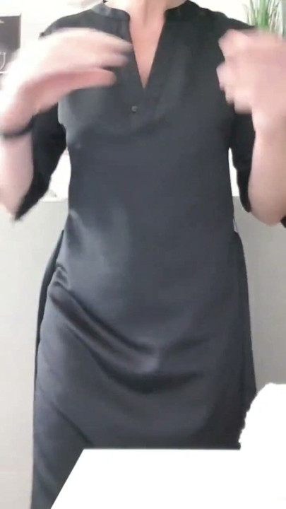 Julie's orgasm at showroom | Clip 1