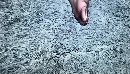 Tüylü MILF Lutro ile İlk Tanışmada