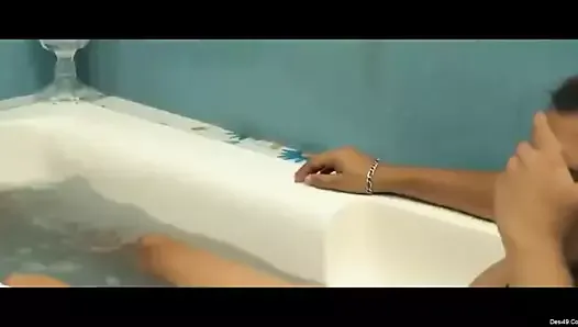 Дези бенгальская девушка секс-видео