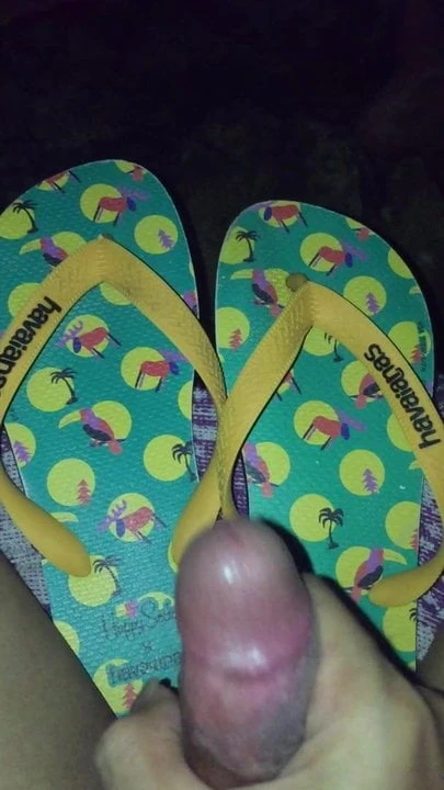 Havaianas X Happy Socks