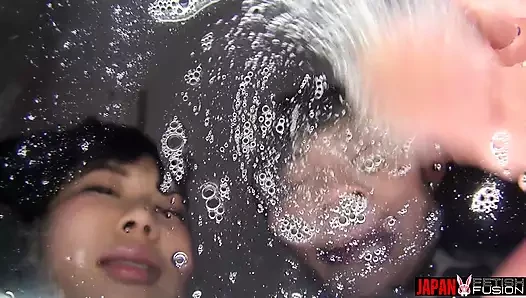 POV!! Doppelter lesbischer zungenkuss mit langem und verspieltem schulmädchen-stil - Hikari Mitsuki und Ena Yuzuriha