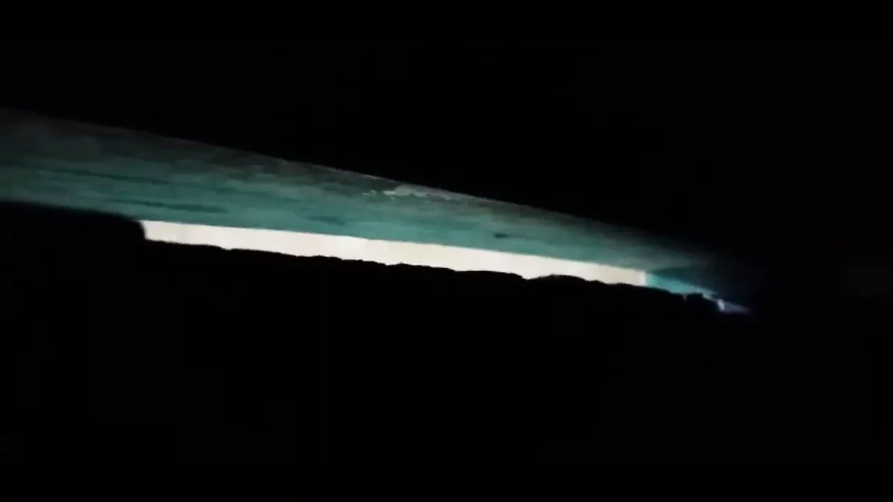 Špijunirala sam svoju sluškinju dok je jebana u mojoj kući