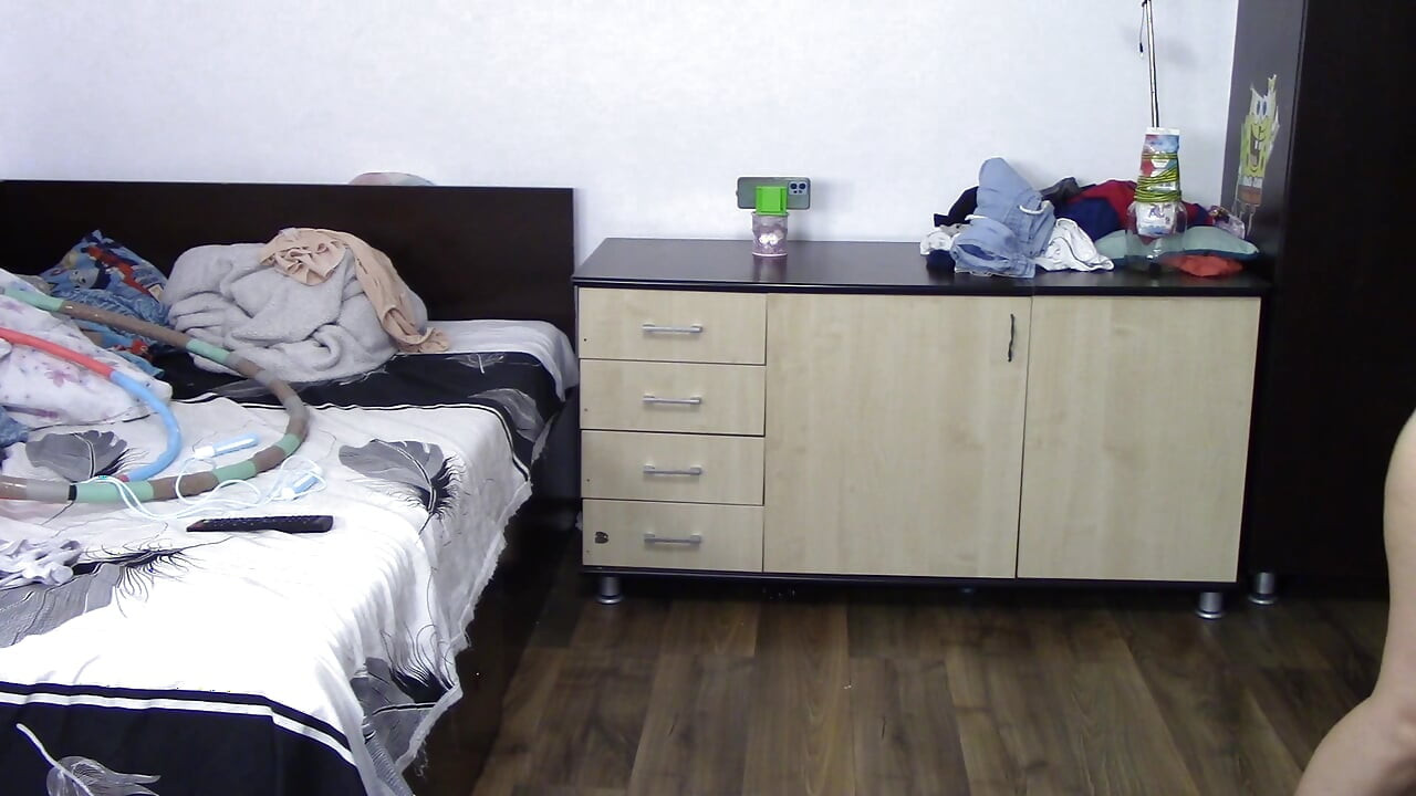 Sexy wife workout at home naked.