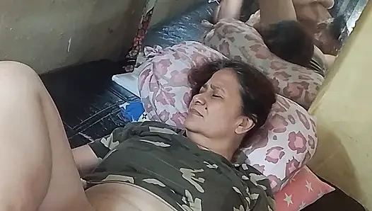 Hayatımın aşkı amcığını o kadar çok yiyorum ki bundan hoşlanıyor