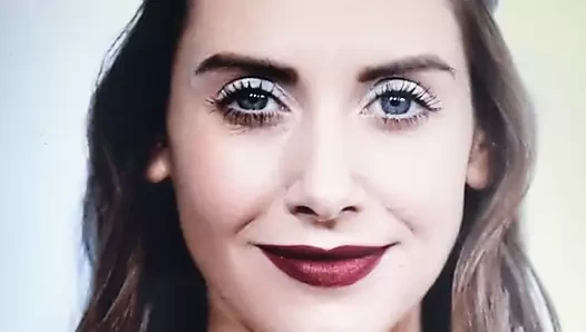Alison Brie'nin boşalma anısına
