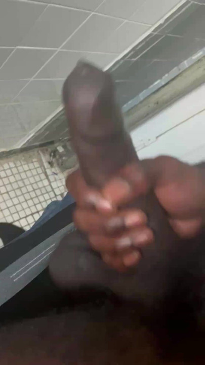 BBC JERKING OFF QUICK SEXTING HIS GIRLFRIEND