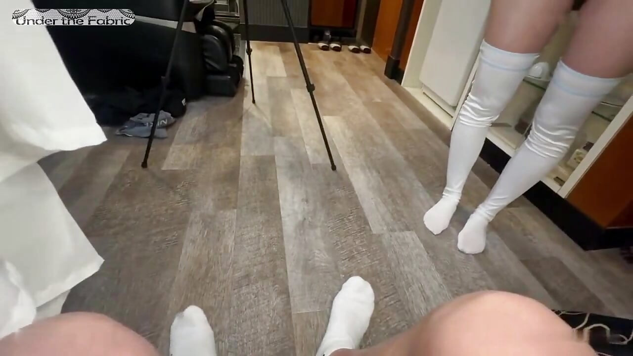 Pure White Lingerie Angel - Idol-faced Beauty Overwhelmed by Sensitivity, Chain Climaxes, Ending in Heavy Creampie