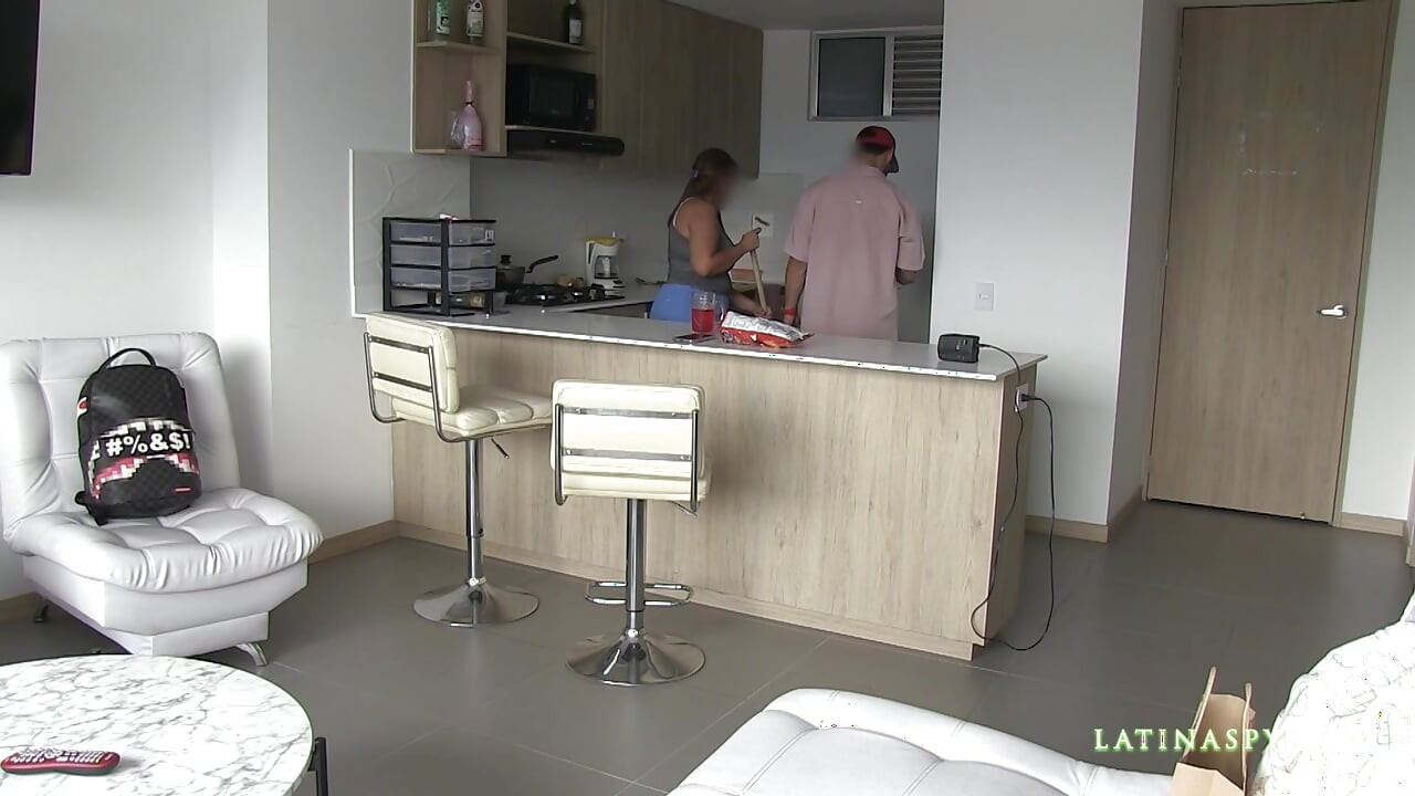 my maid has the most gorgeous body part 2