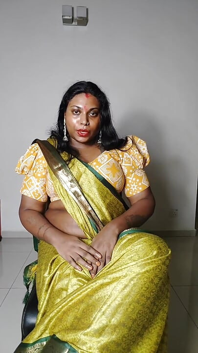 Thevudiya Mamiyar Ilaria Teaching Her Marumagal How to Be a Proper Slut