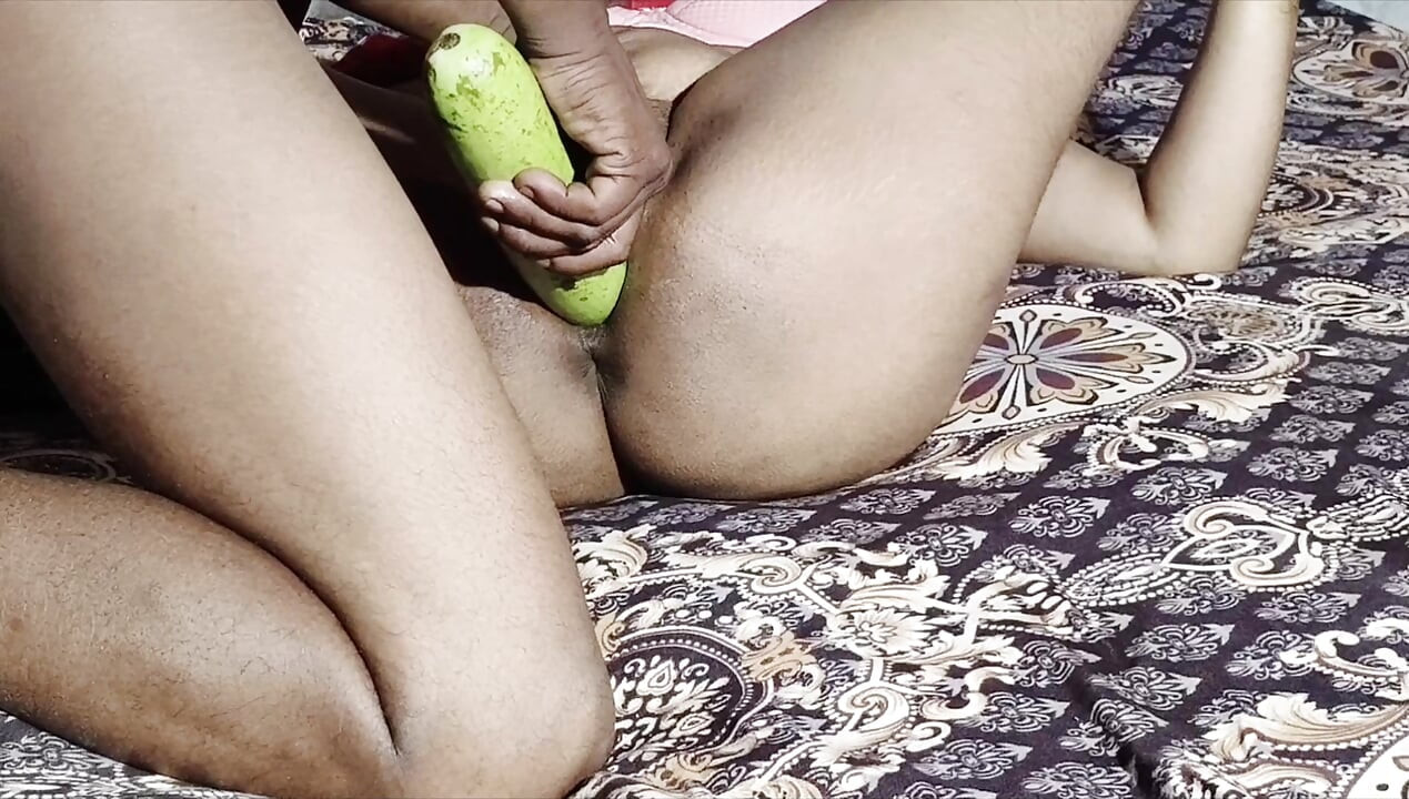 Payasi Hot bibi ko land🍆 eller kaddu se chudai kiya