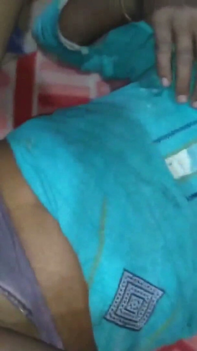 Sali ko safai kar rahi usko salwar khol ke jamkar chudai desi Indian sex Hindi real sex hot sec | Clip 1