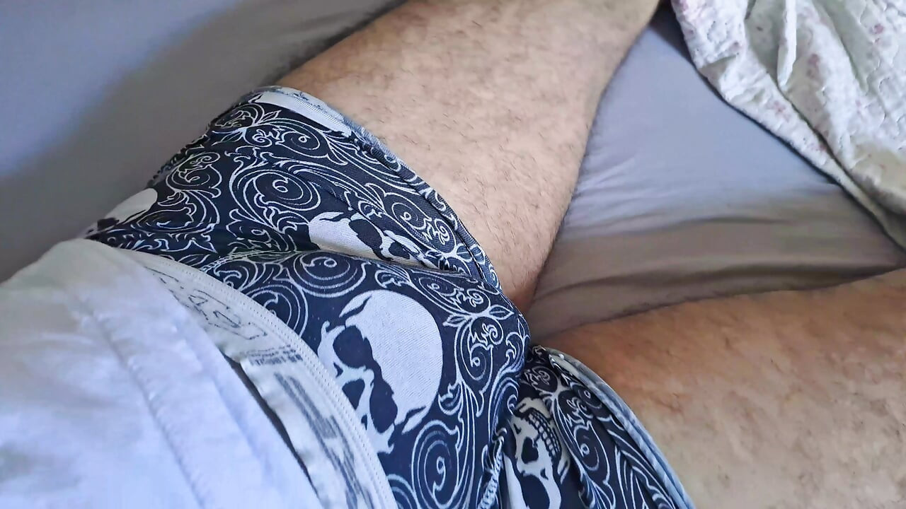 When my girlfriend isn't there, and it makes me horny, I jerk off thinking about her friend and cum a lot at the end!