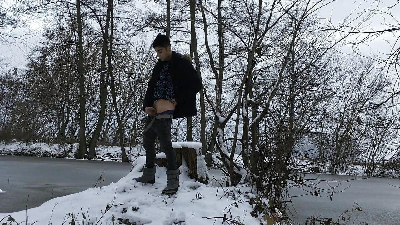 冷湖撸管