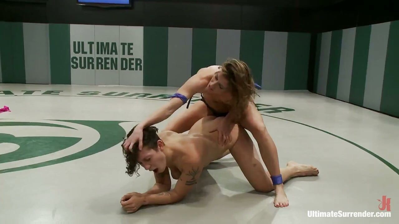 Witamy Szafran niszczyciel 5'10 150lbs czystego mięśni i determinacji Szafran spotkać Ariel X