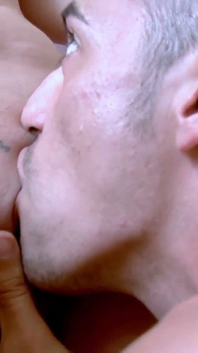 Busty Romanian Ivana Rosano outdoor fucking | Klip 2
