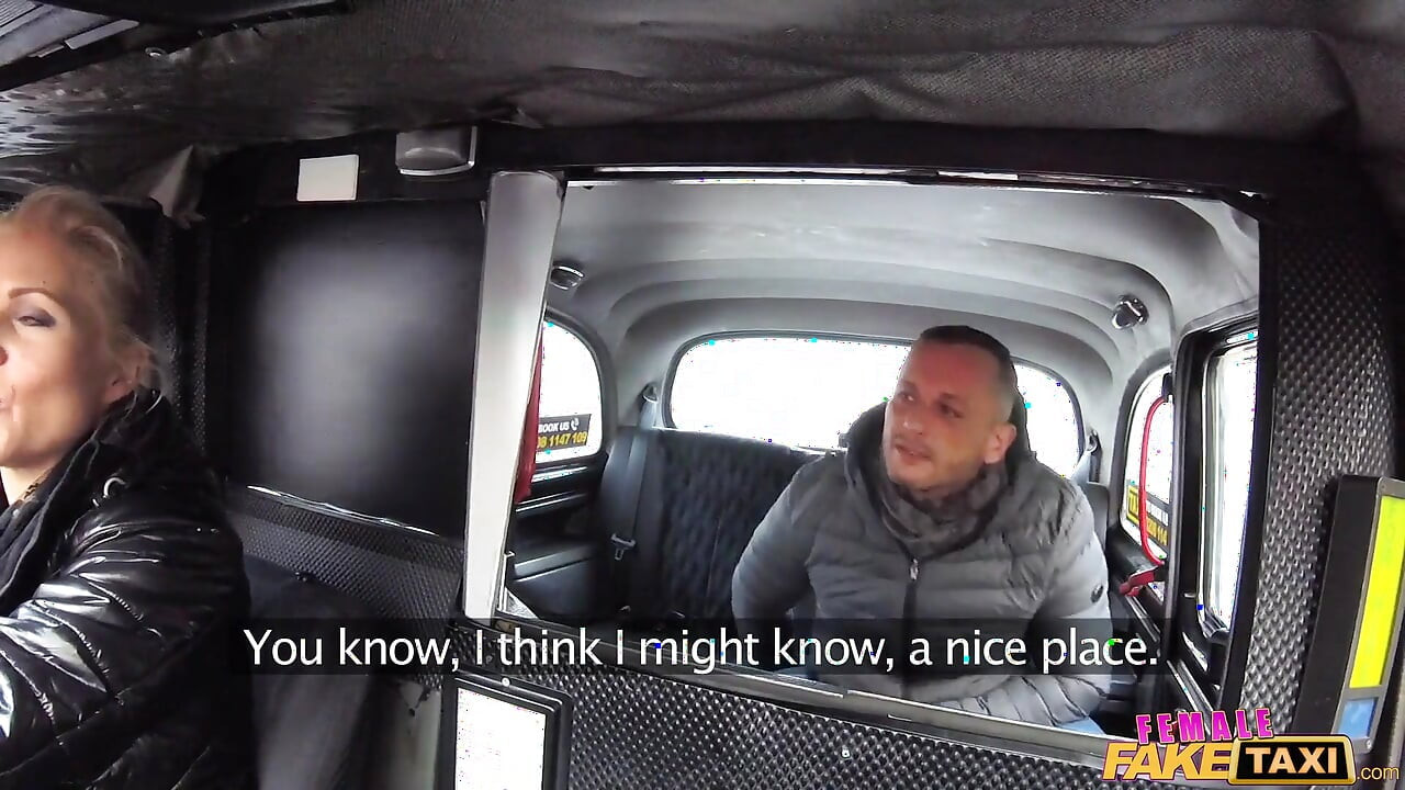 Female Fake Taxi - Lady Driver chupa e fode pau