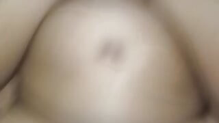 Svastika G uživa sa partnerom