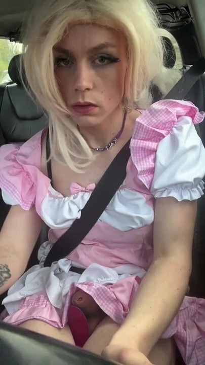 Carsolo wanklane-tgirl solo boşalma