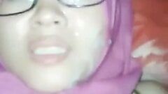 Desi Malay Cum facial jilbab tudung