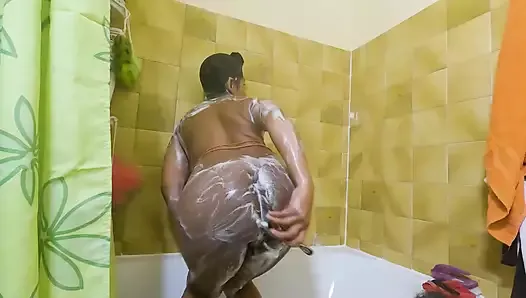 She Washes Herself in the Shower Before Getting Fucked