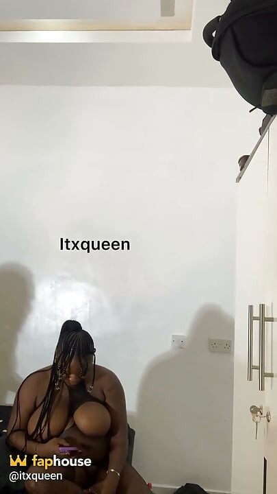 Pato și Itxqueen în spatele scenei